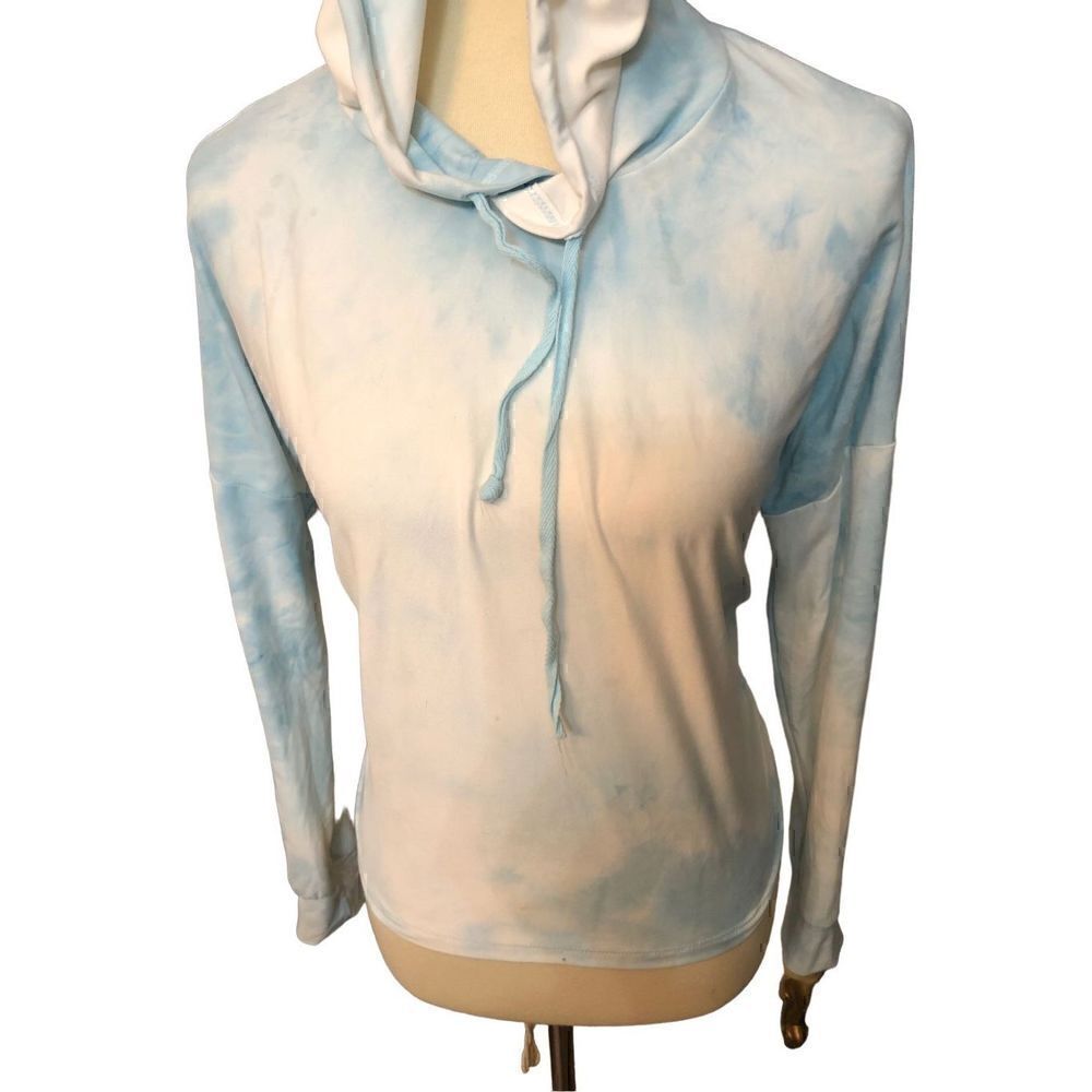 Derek Heart tie dye blue and white hoodie